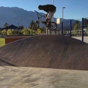 Meet your Posher, Adrian